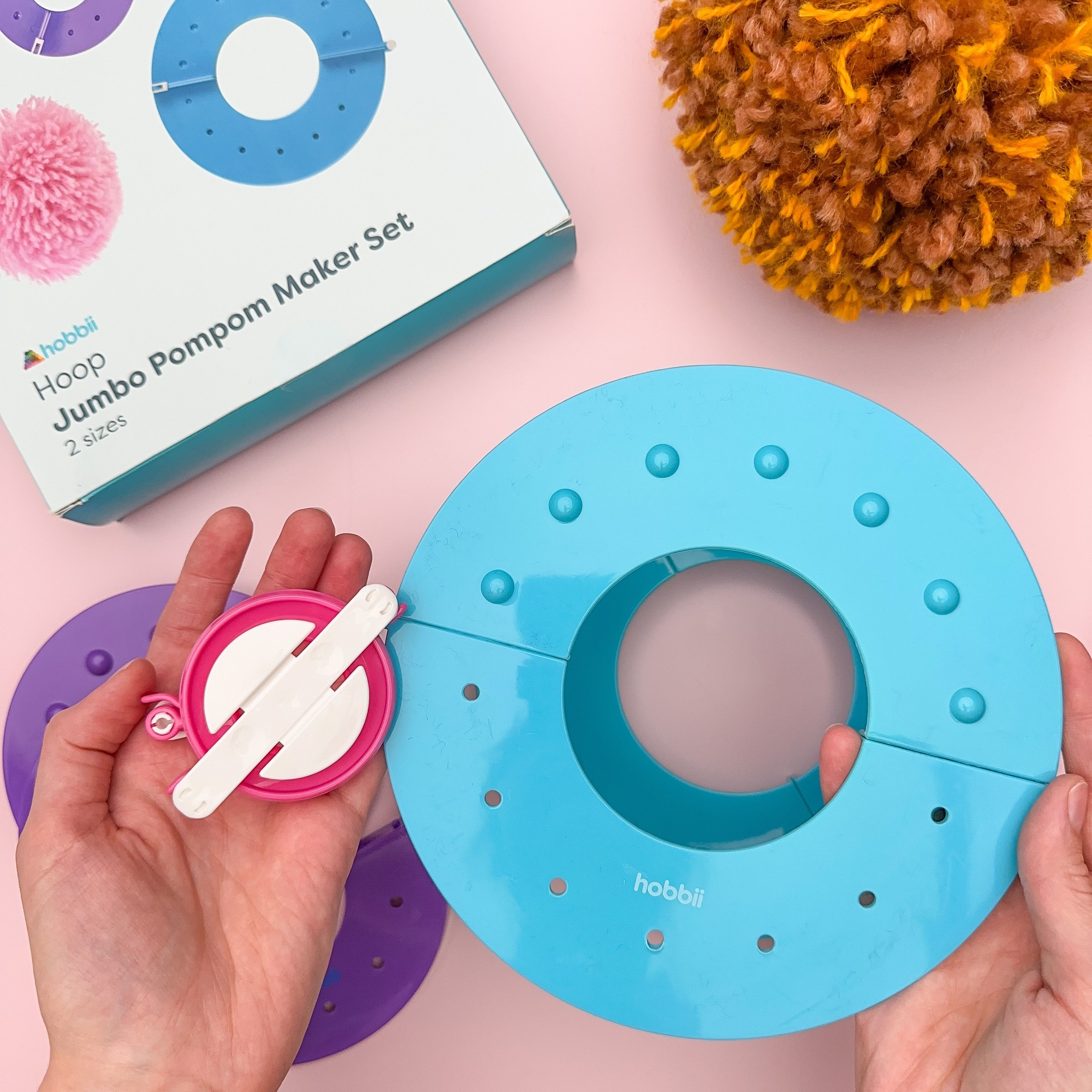 Hoop Jumbo Pompom Maker - Image 3